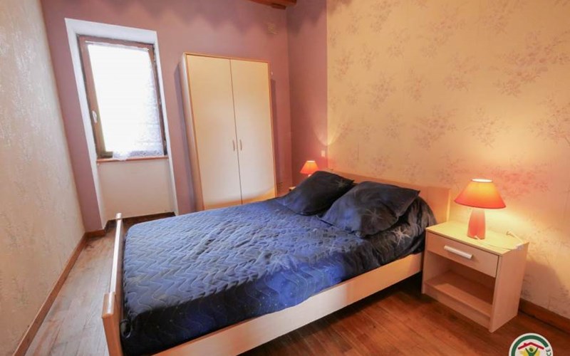 Gîtes de France N°5402 (Les Bleuets 2) Location Gîtes de France N°5402 (Les Bleuets 2) à CHABOTTES