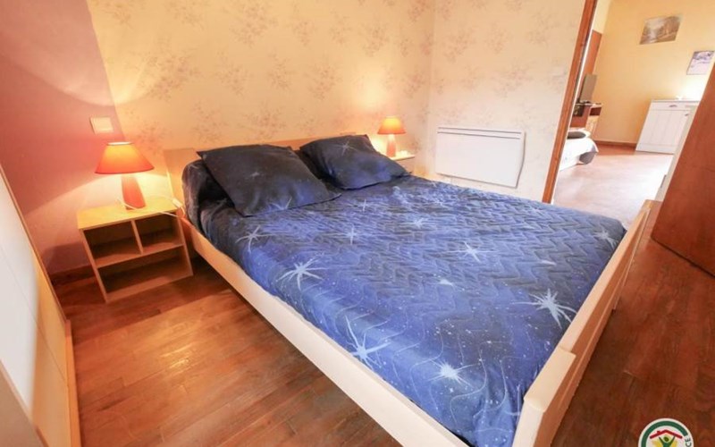 Gîtes de France N°5402 (Les Bleuets 2) Location Gîtes de France N°5402 (Les Bleuets 2) à CHABOTTES