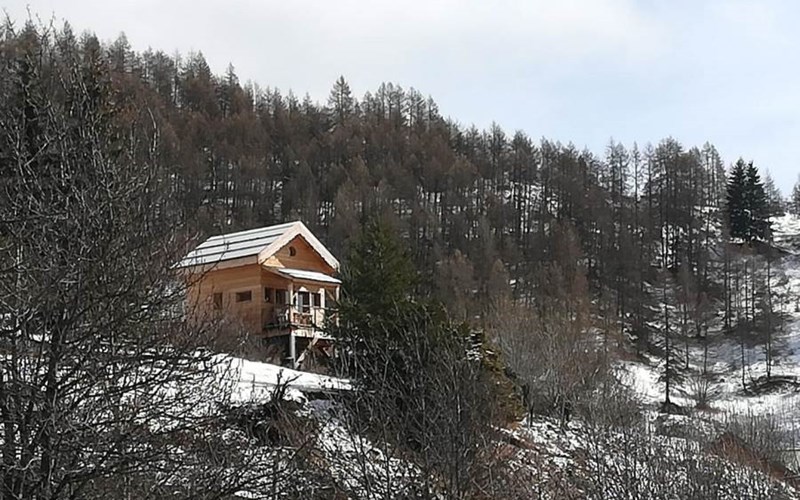 Gîtes de France N°5532 (La Cabane du Sautériau) Location Gîtes de France N°5532 (La Cabane du Sautériau) à ST MICHEL DE CHAILLOL