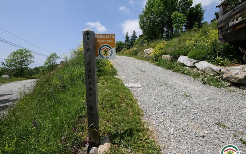 Gîtes de France N°5532 (La Cabane du Sautériau) Location Gîtes de France N°5532 (La Cabane du Sautériau) à ST MICHEL DE CHAILLOL