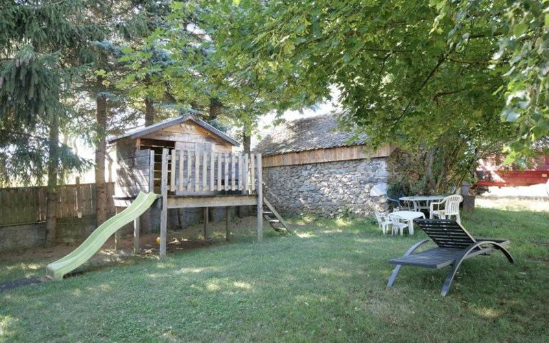 Gîtes de France N°5840 Location Gîtes de France N°5840 à ST LAURENT DU CROS