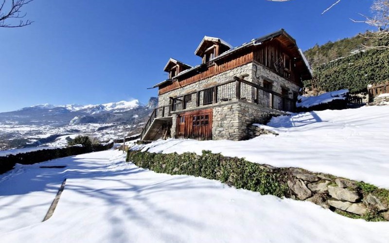 Gîtes de France N°6293 (Le Serre d'Amélie) Location Gîtes de France N°6293 (Le Serre d'Amélie) à CHATEAUROUX LES ALPES