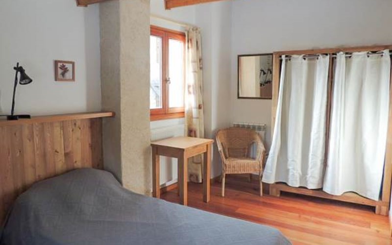 Gîtes de France N°6415 (Le Jardin) Location Gîtes de France N°6415 (Le Jardin) à EMBRUN