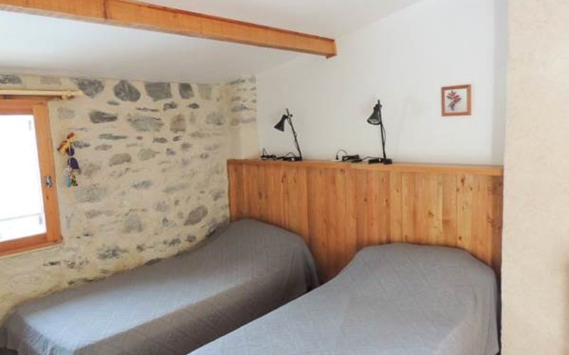 Gîtes de France N°6415 (Le Jardin) Location Gîtes de France N°6415 (Le Jardin) à EMBRUN