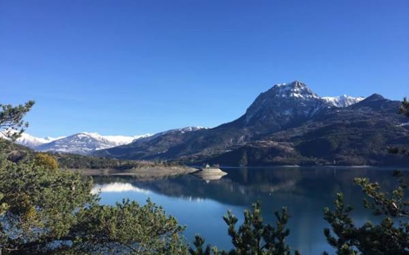 Gîtes de France N°6527 (Le Cabanon) Location Gîtes de France N°6527 (Le Cabanon) à LES ORRES