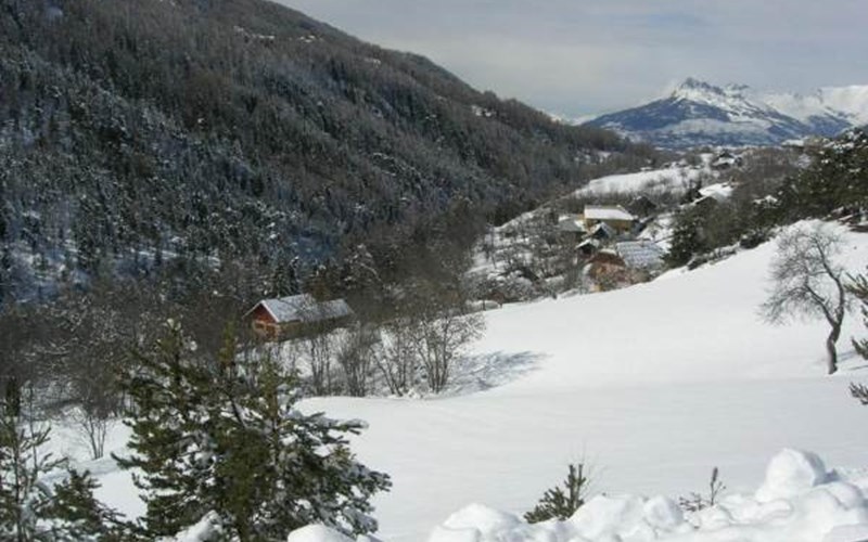 Gîtes de France N°6558 (La Rase) Location Gîtes de France N°6558 (La Rase) à LES ORRES