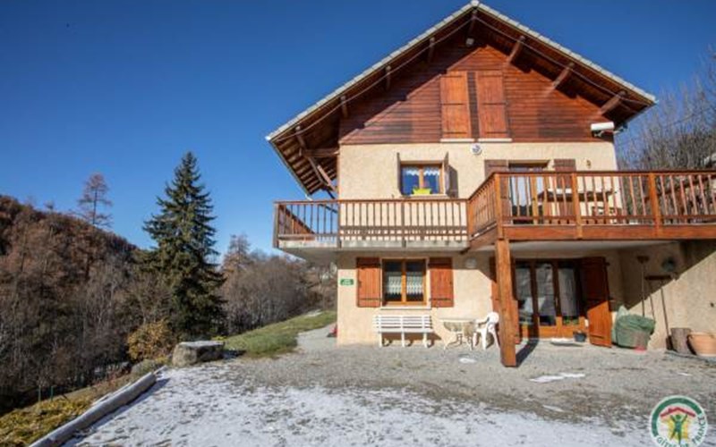 Gîtes de France N°6558 (La Rase) Location Gîtes de France N°6558 (La Rase) à LES ORRES