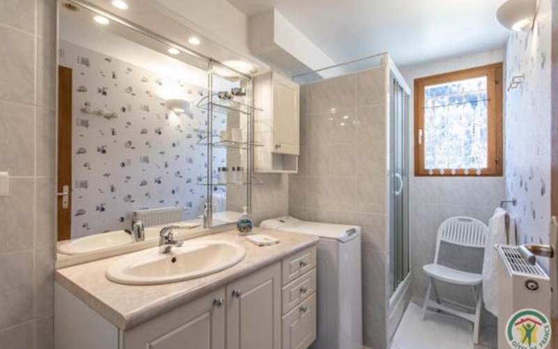 Gîtes de France N°6558 (La Rase) Location Gîtes de France N°6558 (La Rase) à LES ORRES