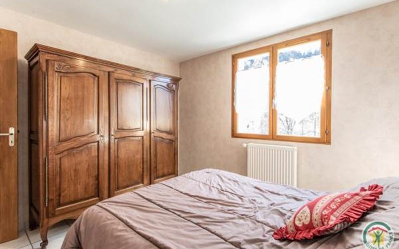 Gîtes de France N°6558 (La Rase) Location Gîtes de France N°6558 (La Rase) à LES ORRES