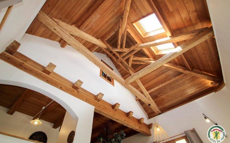 Gîtes de France N°67731 (Les Petites Roses Trémières) Location Gîtes de France N°67731 (Les Petites Roses Trémières) à LE SAUZE DU LAC