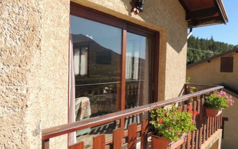 Gîtes de France N°6842 (Gîte de la Place) Location Gîtes de France N°6842 (Gîte de la Place) à ST ANDRE D EMBRUN