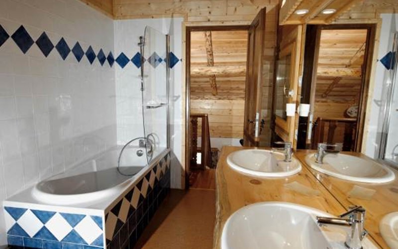 Gîtes de France N°7333 (Le Chalet) Location Gîtes de France N°7333 (Le Chalet) à ST CREPIN