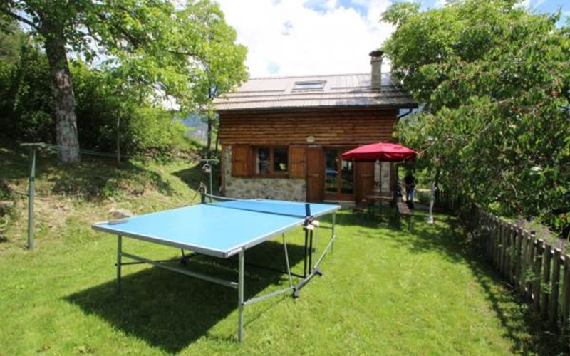 Gîtes de France N°7333 (Le Chalet) Location Gîtes de France N°7333 (Le Chalet) à ST CREPIN