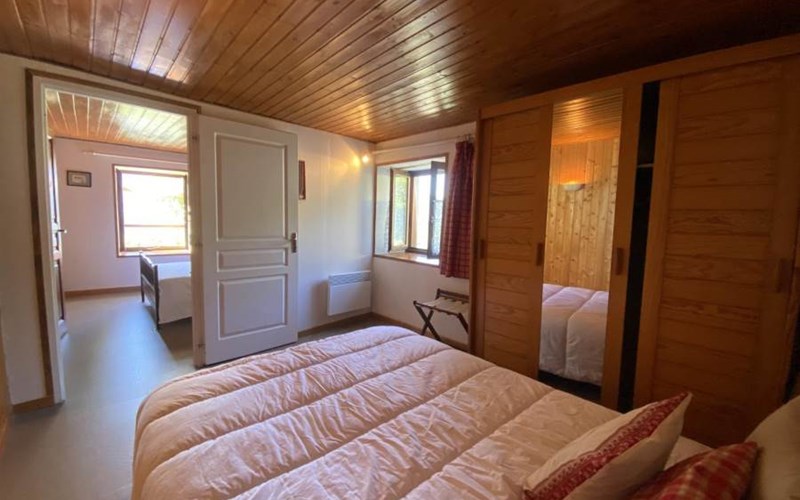 Gîtes de France N°7483 (L'Ecole d'Emma) Location Gîtes de France N°7483 (L'Ecole d'Emma) à EYGLIERS