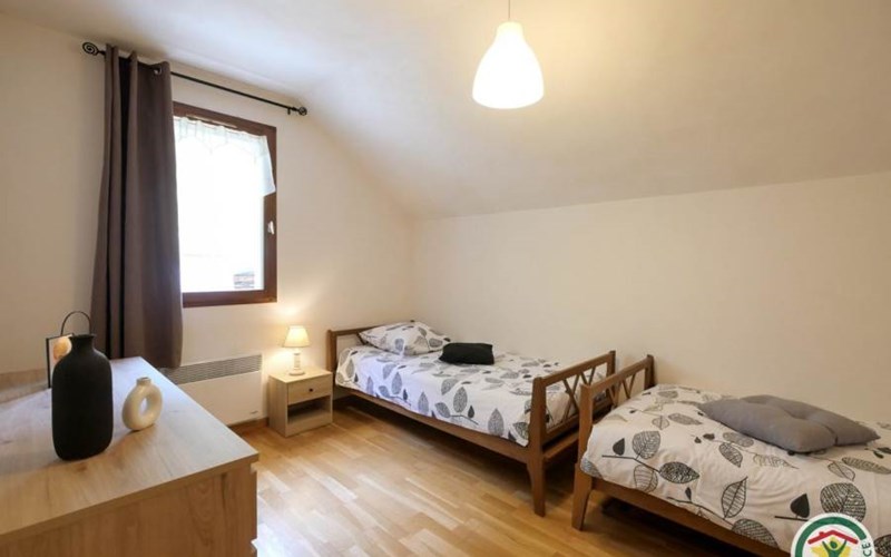 Gîtes de France N°7917 (Les Faucons Pèlerins) Location Gîtes de France N°7917 (Les Faucons Pèlerins) à ST CLEMENT SUR DURANCE