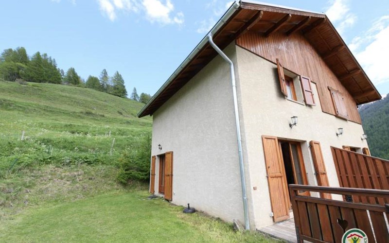 Gîtes de France N°8166 (Le Bric Froid) Location Gîtes de France N°8166 (Le Bric Froid) à ABRIES