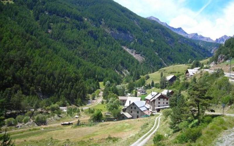 Gîtes de France N°8308 (Campanule) Location Gîtes de France N°8308 (Campanule) à ARVIEUX