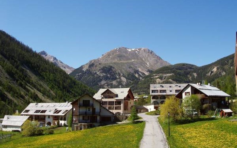 Gîtes de France N°8363 (Le Baudouis) Location Gîtes de France N°8363 (Le Baudouis) à ARVIEUX