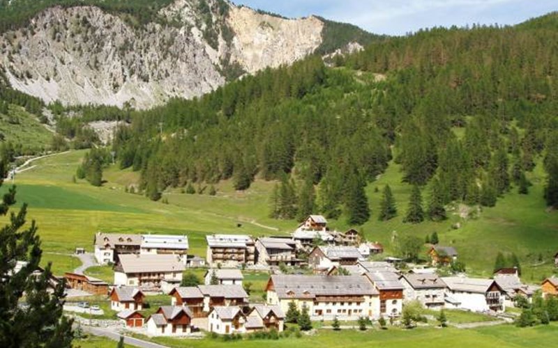 Gîtes de France N°8363 (Le Baudouis) Location Gîtes de France N°8363 (Le Baudouis) à ARVIEUX