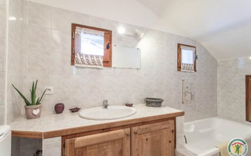 Gîtes de France N°8551 (Le Crépo) Location Gîtes de France N°8551 (Le Crépo) à CHATEAU VILLE VIEILLE