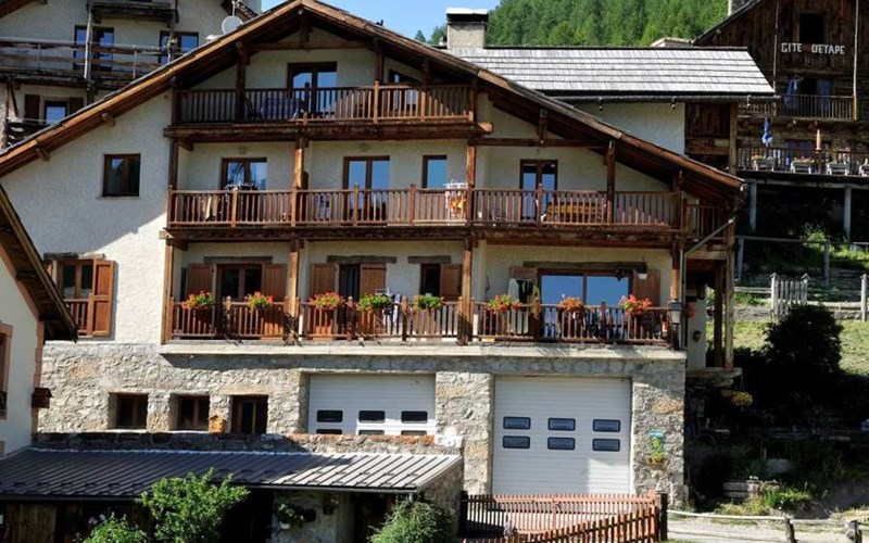 Gîtes de France N°8552 (Clos Chamois) Location Gîtes de France N°8552 (Clos Chamois) à CHATEAU VILLE VIEILLE