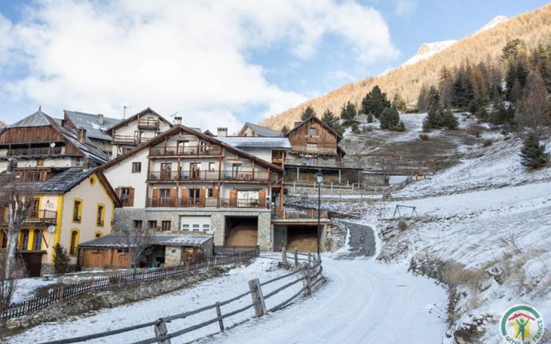 Gîtes de France N°8552 (Clos Chamois) Location Gîtes de France N°8552 (Clos Chamois) à CHATEAU VILLE VIEILLE