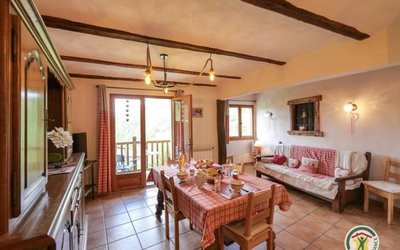 Gîtes de France N°8552 (Clos Chamois) Location Gîtes de France N°8552 (Clos Chamois) à CHATEAU VILLE VIEILLE