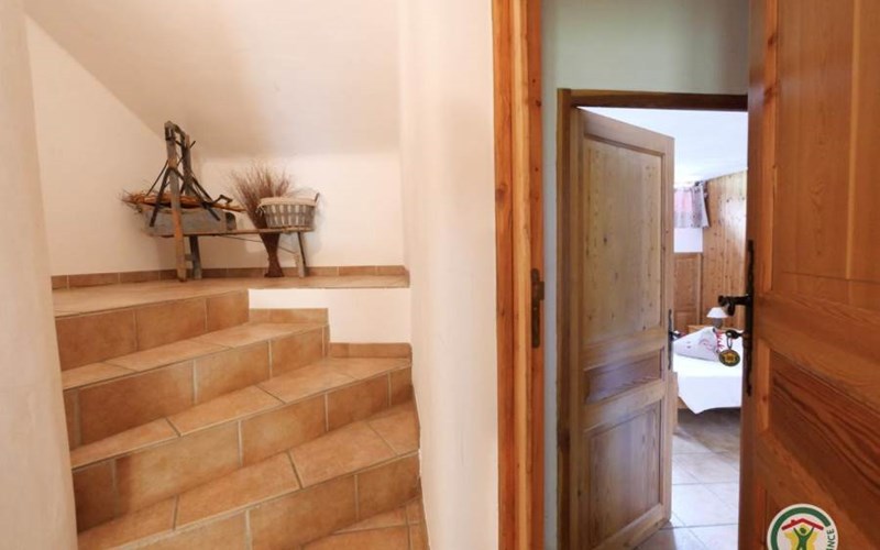 Gîtes de France N°8553 (Rochebrune) Location Gîtes de France N°8553 (Rochebrune) à CHATEAU VILLE VIEILLE