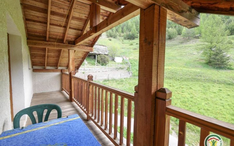 Gîtes de France N°8553 (Rochebrune) Location Gîtes de France N°8553 (Rochebrune) à CHATEAU VILLE VIEILLE