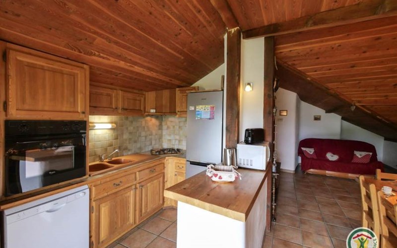 Gîtes de France N°8553 (Rochebrune) Location Gîtes de France N°8553 (Rochebrune) à CHATEAU VILLE VIEILLE