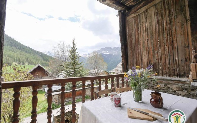 Gîtes de France N°8659 (LOU TEMS PASSO PASSO LOU BEN) Location Gîtes de France N°8659 (LOU TEMS PASSO PASSO LOU BEN) à MOLINES EN QUEYRAS