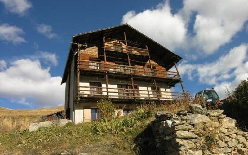 Gîtes de France N°8806 (Le Lys Orangé) Location Gîtes de France N°8806 (Le Lys Orangé) à ST VERAN