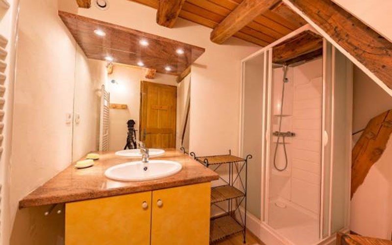 Gîtes de France N°8809 (L'Alpazen) Location Gîtes de France N°8809 (L'Alpazen) à ST VERAN