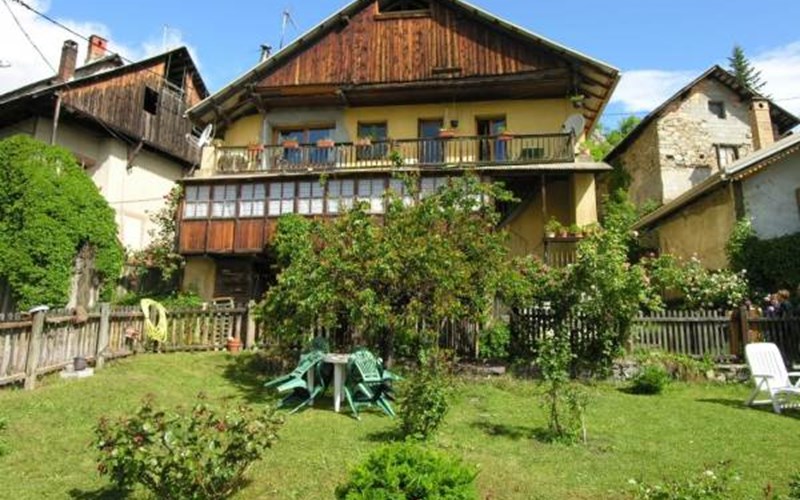 Gîtes de France N°9102 (IRENE ET GEORGES) Location Gîtes de France N°9102 (IRENE ET GEORGES) à FREISSINIERES
