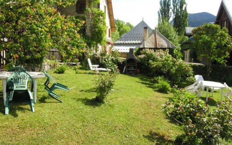 Gîtes de France N°9102 (IRENE ET GEORGES) Location Gîtes de France N°9102 (IRENE ET GEORGES) à FREISSINIERES