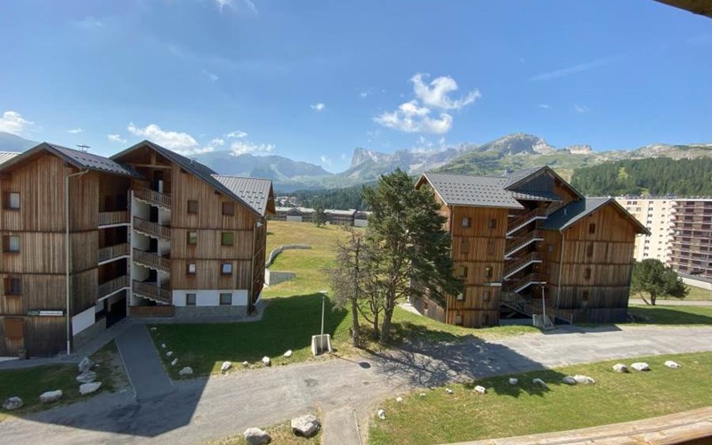 LES CHALETS DE SUPERD ANCOLIE Location LES CHALETS DE SUPERD ANCOLIE à SUPERDEVOLUY