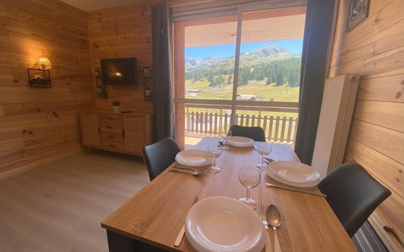 LE BOIS D'AUROUZE Location LE BOIS D'AUROUZE à SUPERDEVOLUY