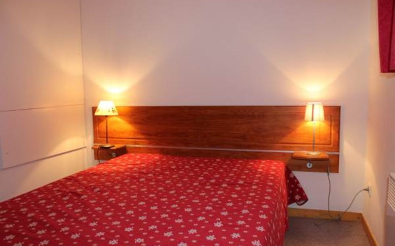 LES CHAUMETTES Location LES CHAUMETTES à SUPERDEVOLUY