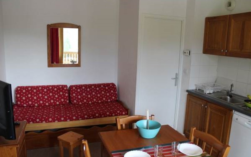 LES CHAUMETTES Location LES CHAUMETTES à SUPERDEVOLUY