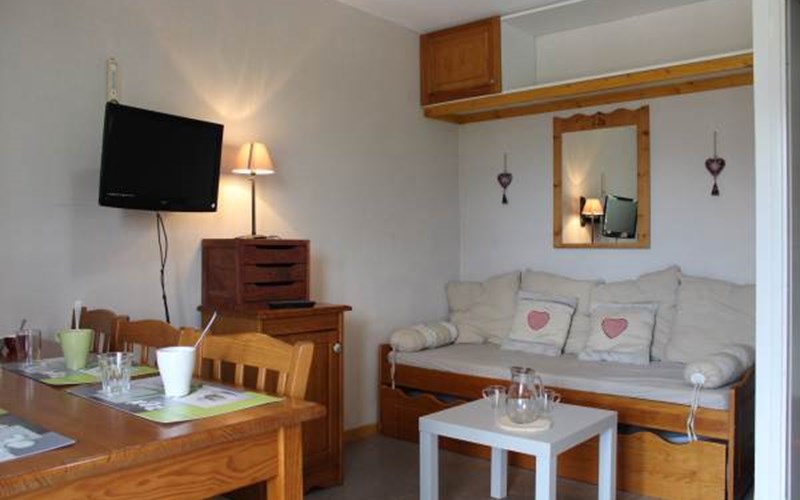 LES CHAUMETTES Location LES CHAUMETTES à SUPERDEVOLUY