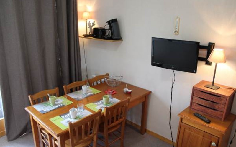 LES CHAUMETTES Location LES CHAUMETTES à SUPERDEVOLUY