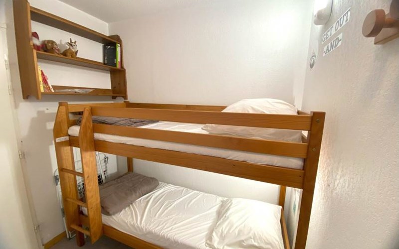 LES CHAUMETTES Location LES CHAUMETTES à SUPERDEVOLUY