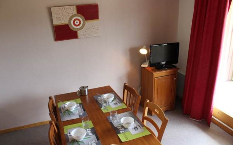 LES CHAUMETTES Location LES CHAUMETTES à SUPERDEVOLUY