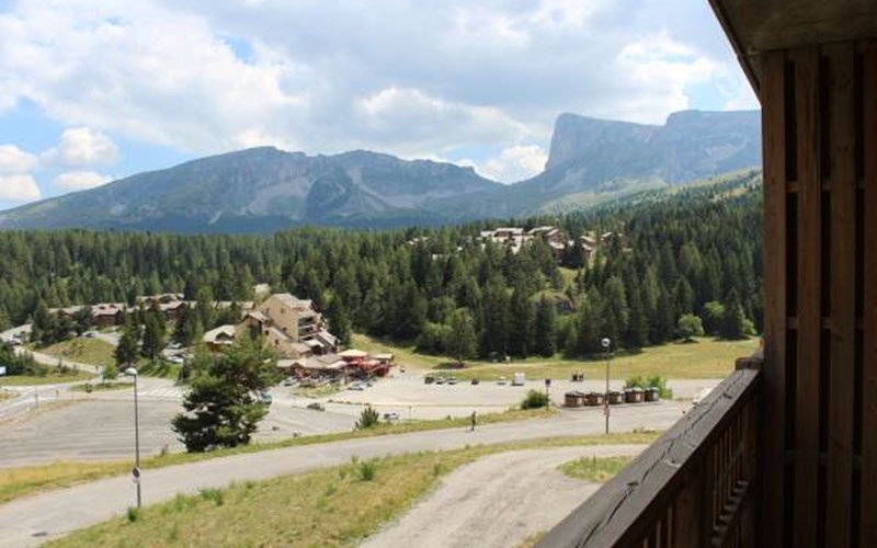 LES CHAUMETTES Location LES CHAUMETTES à SUPERDEVOLUY