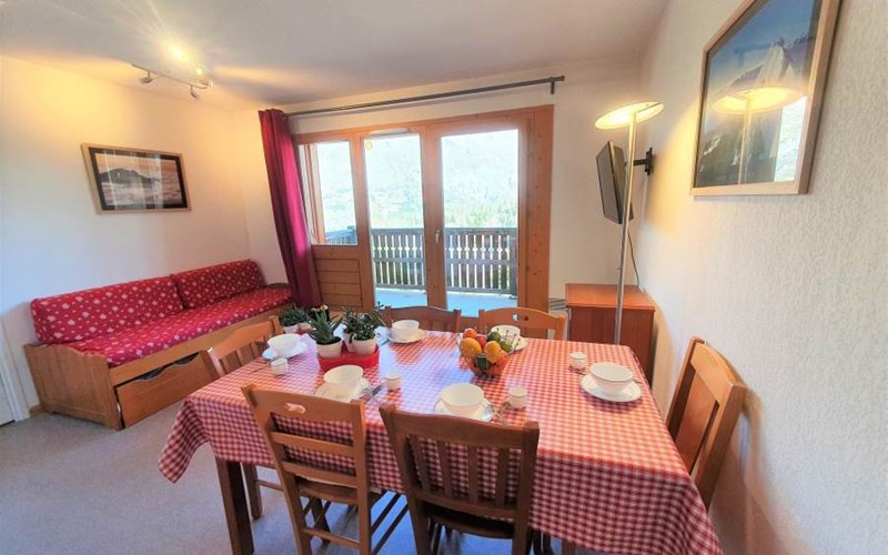 LES CHAUMETTES Location LES CHAUMETTES à SUPERDEVOLUY