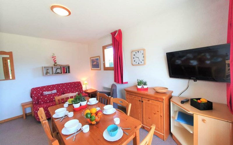 LES CHAUMETTES Location LES CHAUMETTES à SUPERDEVOLUY