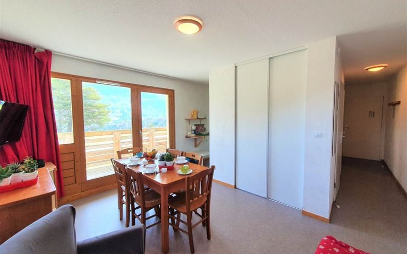 LES CHAUMETTES Location LES CHAUMETTES à SUPERDEVOLUY