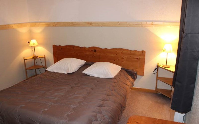 LES CHAUMETTES Location LES CHAUMETTES à SUPERDEVOLUY