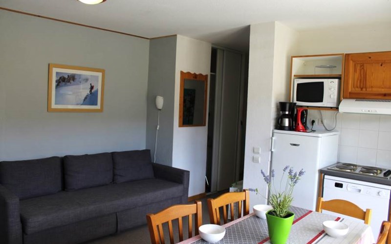 LES CHAUMETTES Location LES CHAUMETTES à SUPERDEVOLUY