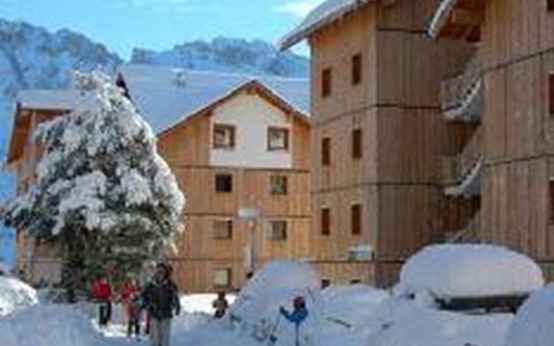 LES CHALETS DE SUPERD DAUPHINELLE Location LES CHALETS DE SUPERD DAUPHINELLE à SUPERDEVOLUY